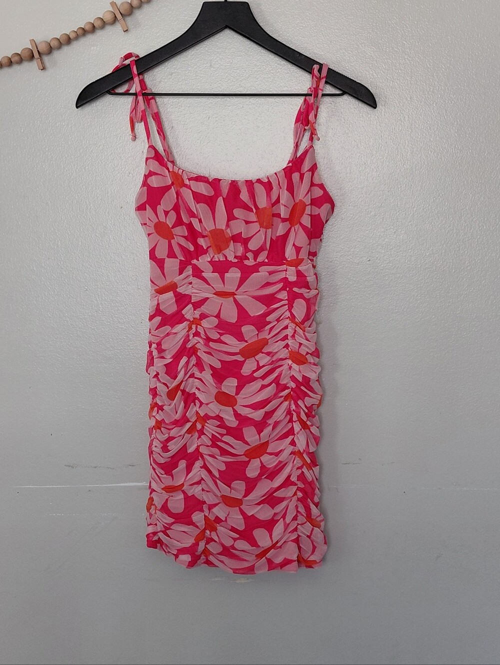 Crystal Doll Mesh Ruched Bodycon Daisy Print Mini Party Dress Size Small NWOT